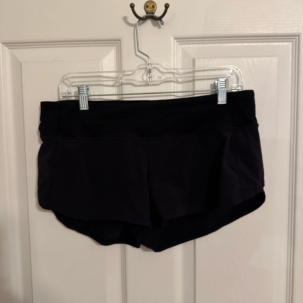 Lululemon black speed up shorts